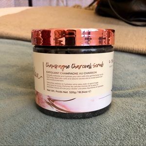 Champagne Charcoal Scrub